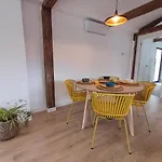La Marquesa - Amplia, Con Patio Y Barbacoa * Ourense