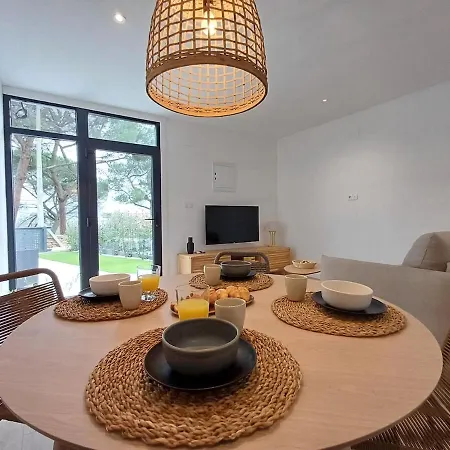 Villa La Marquesa - Amplia, Con Patio Y Barbacoa