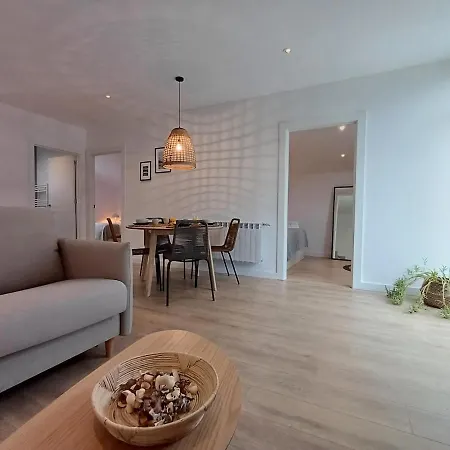 Villa La Marquesa - Amplia, Con Patio Y Barbacoa Ourense